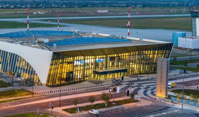 Стела Саратовский аэропорт Гагарин